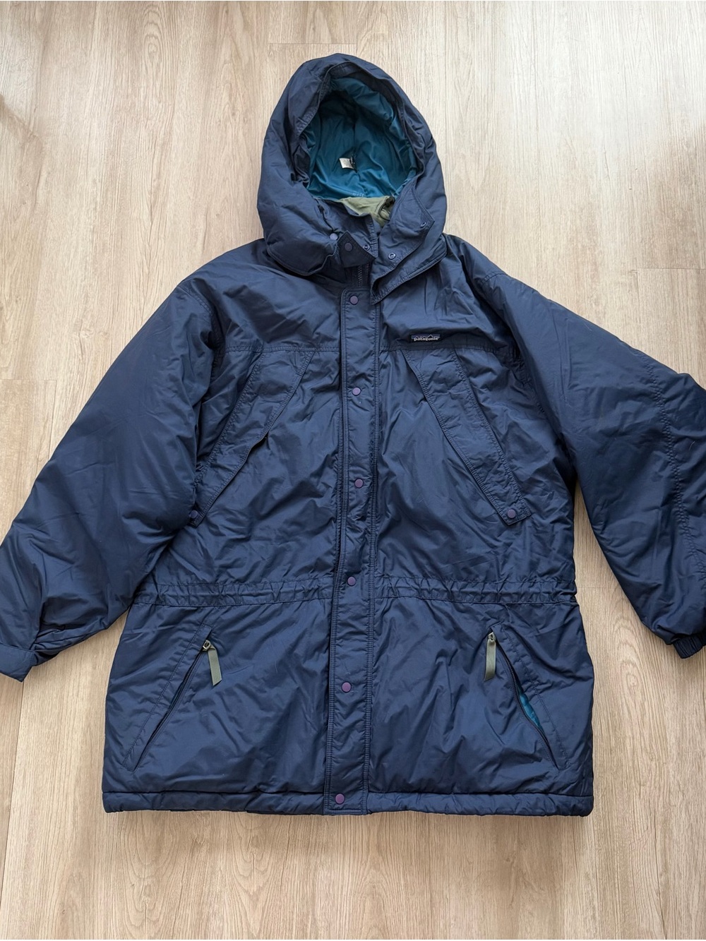 Men's Vintage Navy Blue Hooded Patagonia Puff Jacket